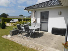Spacious Apartment with Garden near Sea in Kropelin